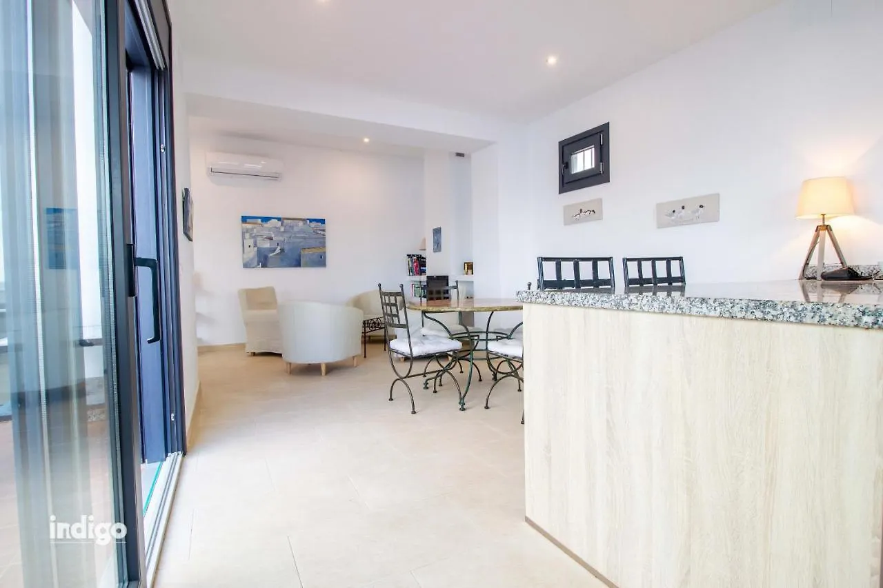Dek001 Riverview Modern Townhouse In Centre Of Ay Ayamonte