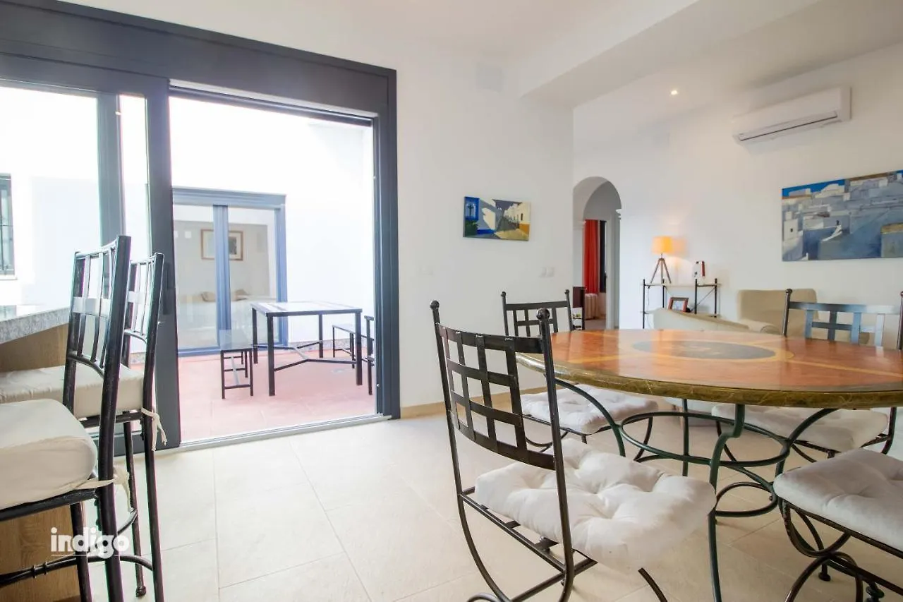 Dek001 Riverview Modern Townhouse In Centre Of Ay Ayamonte 0*,