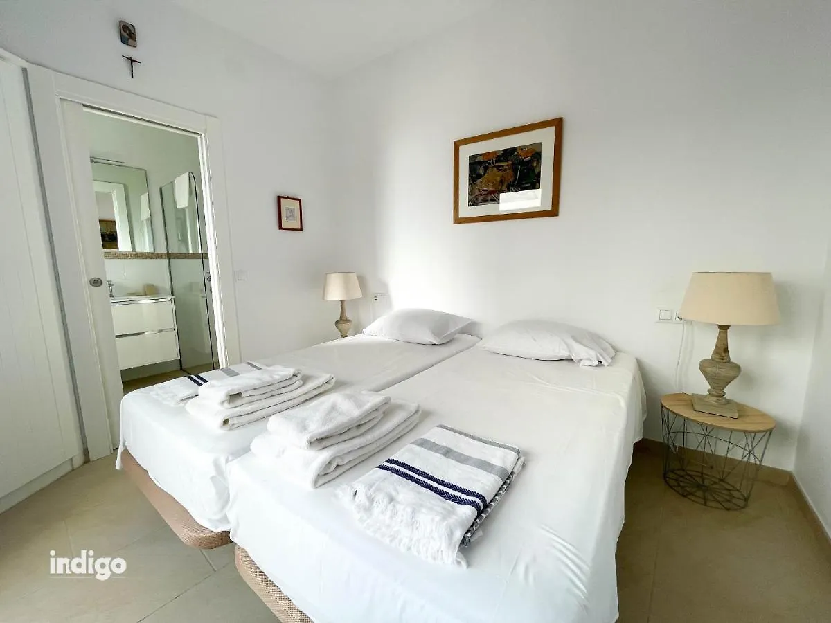 Dek001 Riverview Modern Townhouse In Centre Of Ay Ayamonte